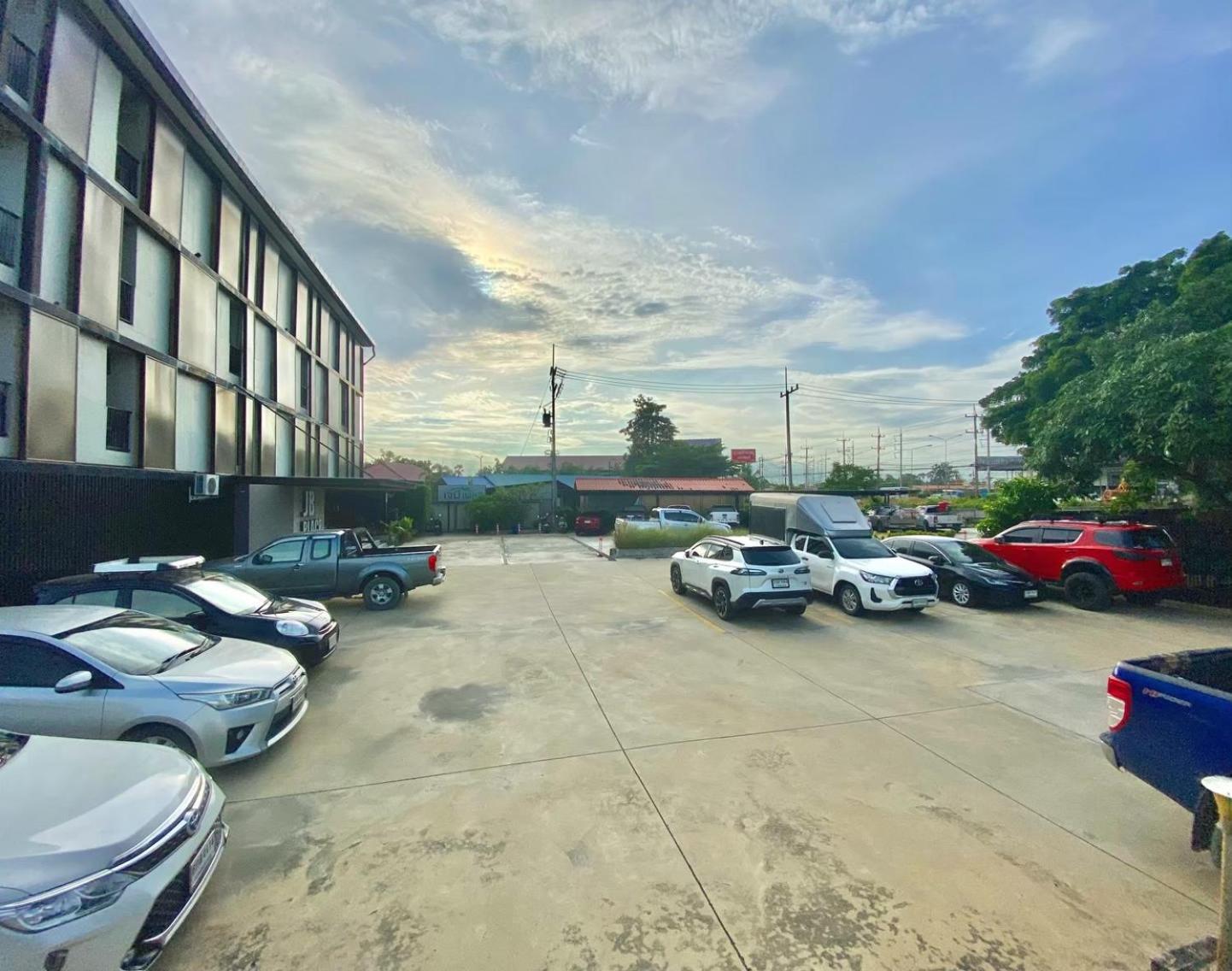 Jb Place Nakhon Pathom Zewnętrze zdjęcie